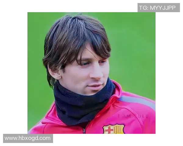 足球巨星背后的传奇恩师：他们如何塑造了顶级球员的命运与辉煌